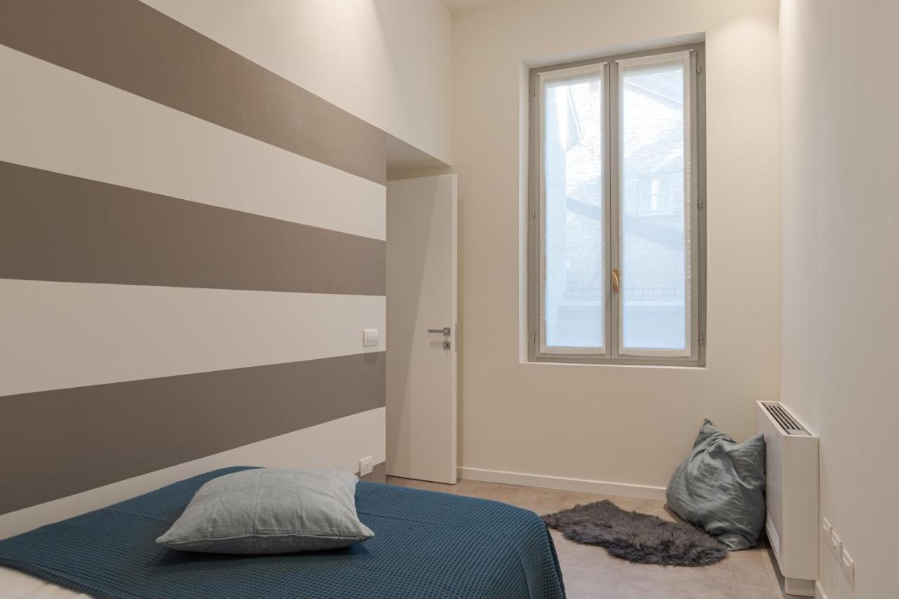 Suite Della Corte - By MyhomeinКомо Экстерьер фото